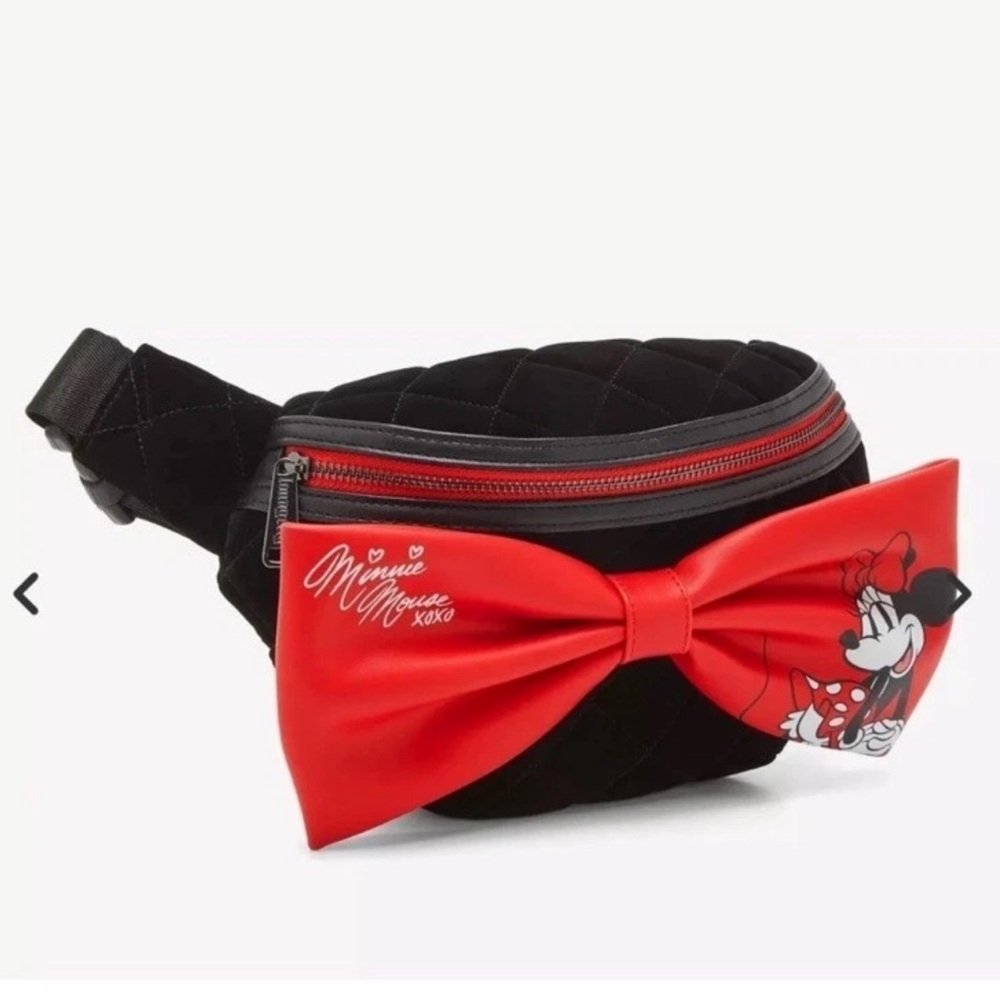 Disney Loungefly Black velvet Minnie Mouse Fanny Pack